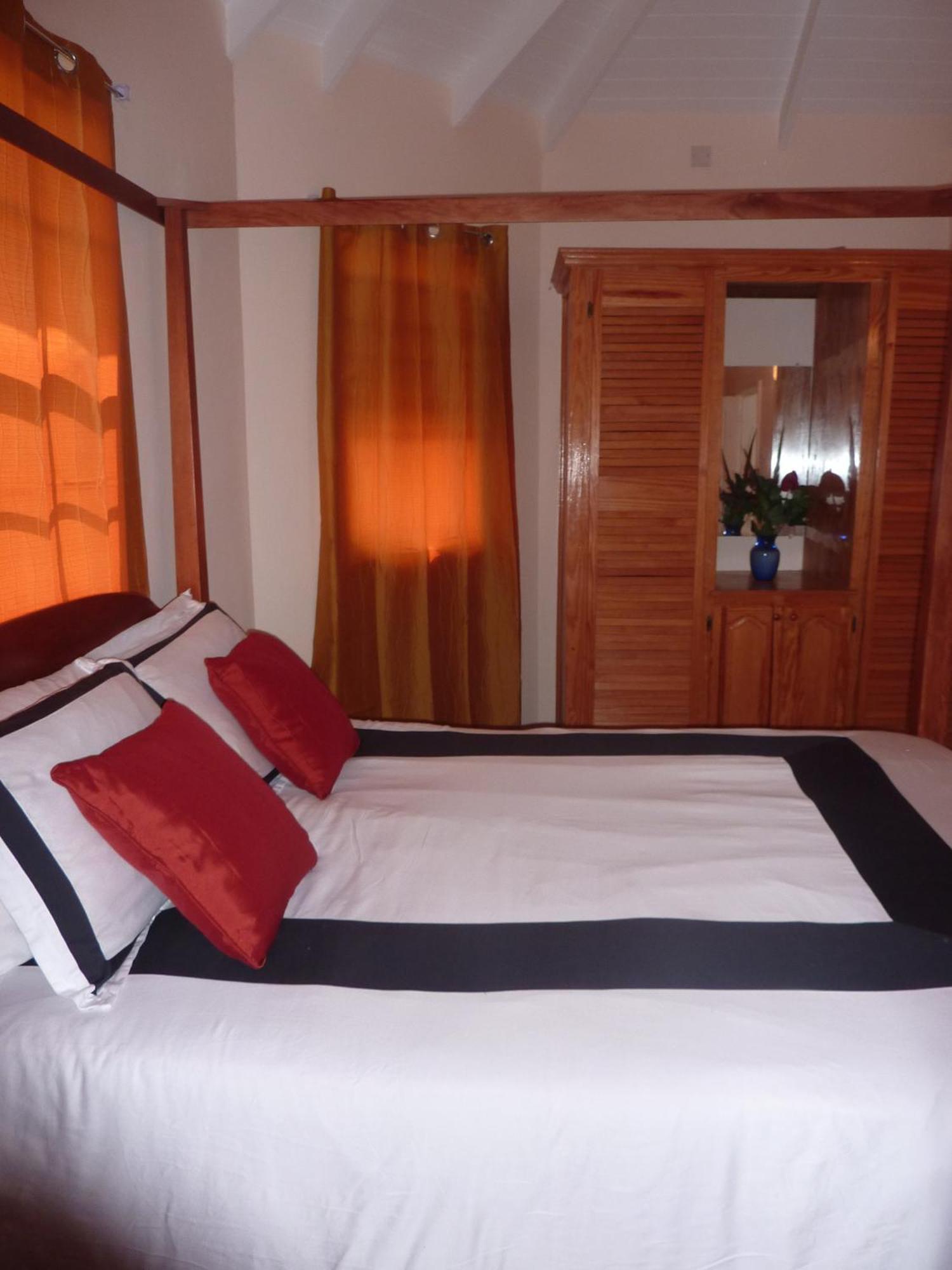 La Heliconia & Day Spa St. George's Zewnętrze zdjęcie